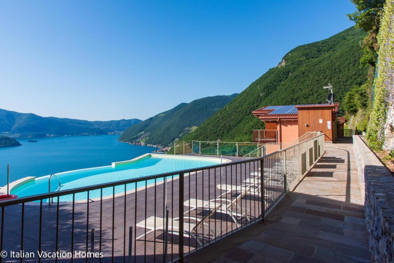 Italian Vacation Homes - Panoramic Villa Parzanica Buitenkant foto